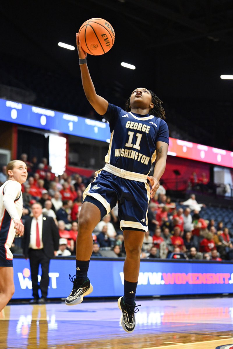 lawanda friday tweet media