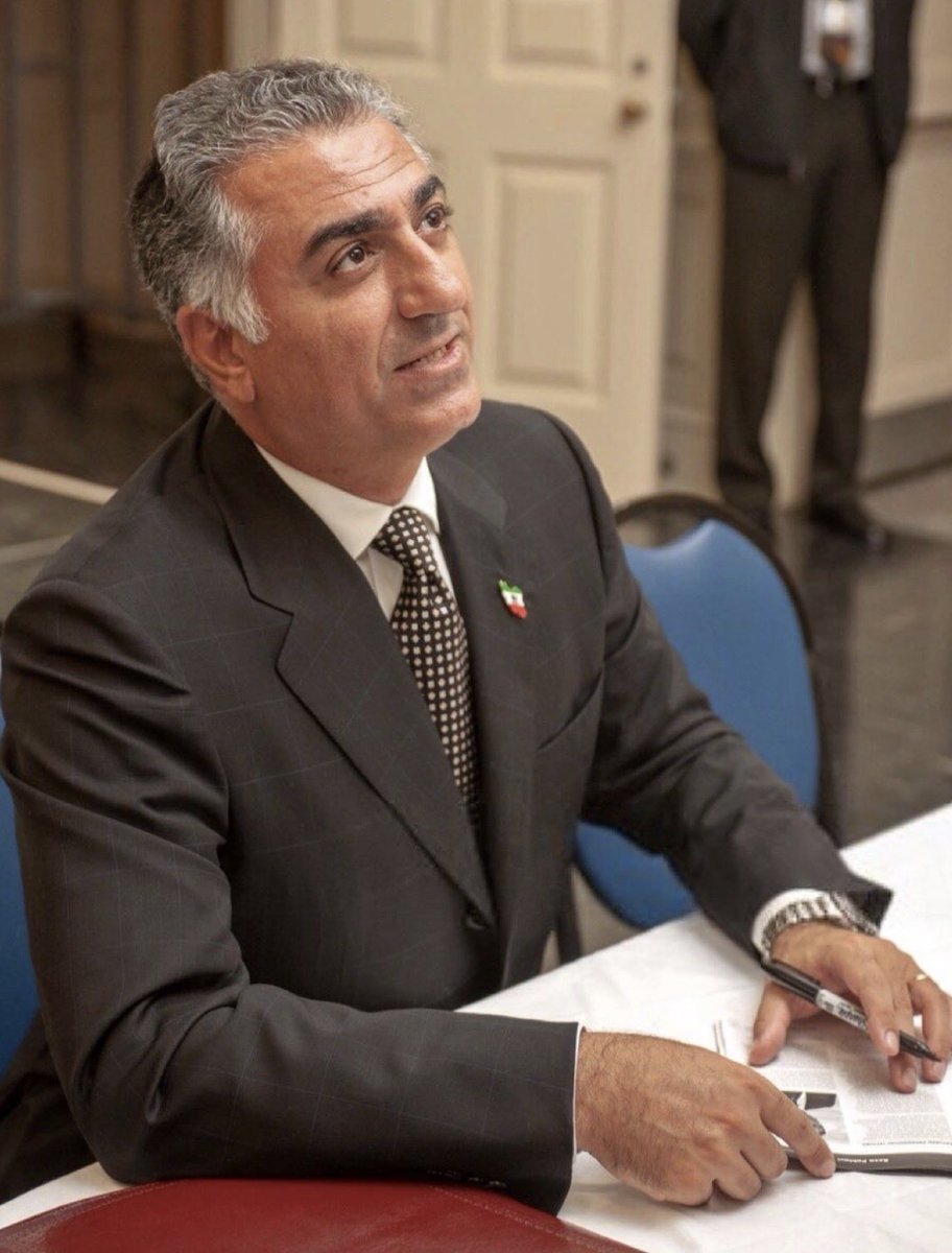 انسانیت دین من tweet media