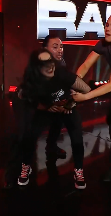 Bianca Belair & Mercedes Mone Fan 💋🤑 tweet media