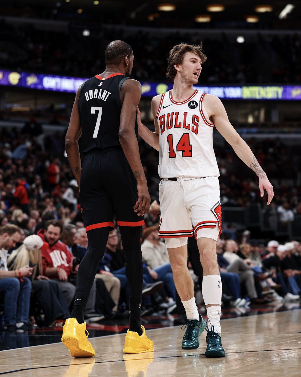 chicagobulls's tweet photo. Easy Money &amp; Lil Buzi. https://t.co/AYgOtt2jpM