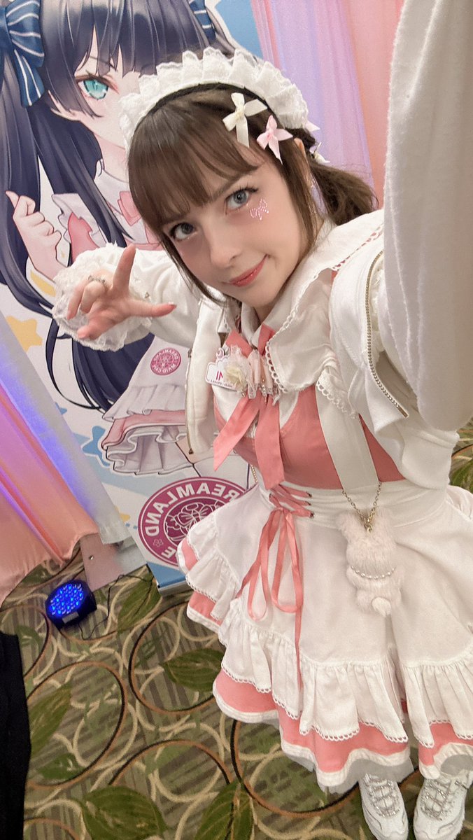 mimi ‧₊˚❀༉‧₊˚. 🔜 sweets collection! tweet media