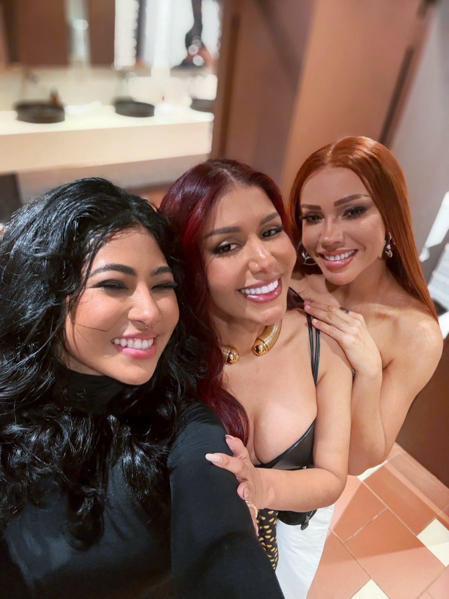 Viviane Batidão 👑💥 tweet media