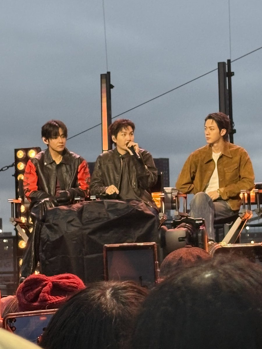 jin files tweet media