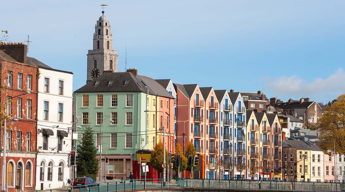 ArtsVoyage's tweet image. #StPaddysDay may be over but here's the next best thing 10 Artsy &amp;amp; Cool Reasons To Visit #CorkCity #Ireland tinyurl.com/ye28cmar @pure_cork @cork_citycentre