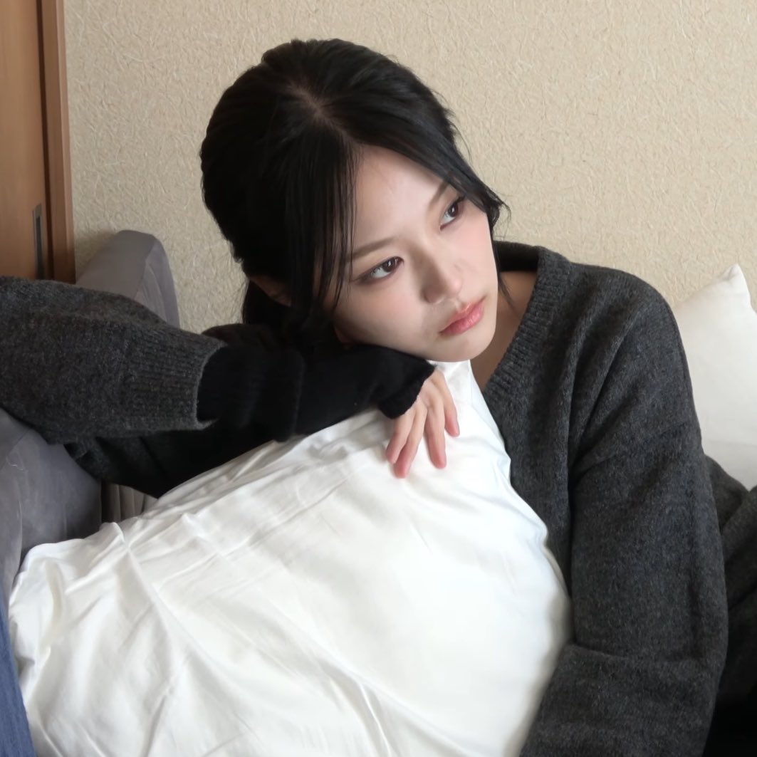 hyunjin pics tweet media