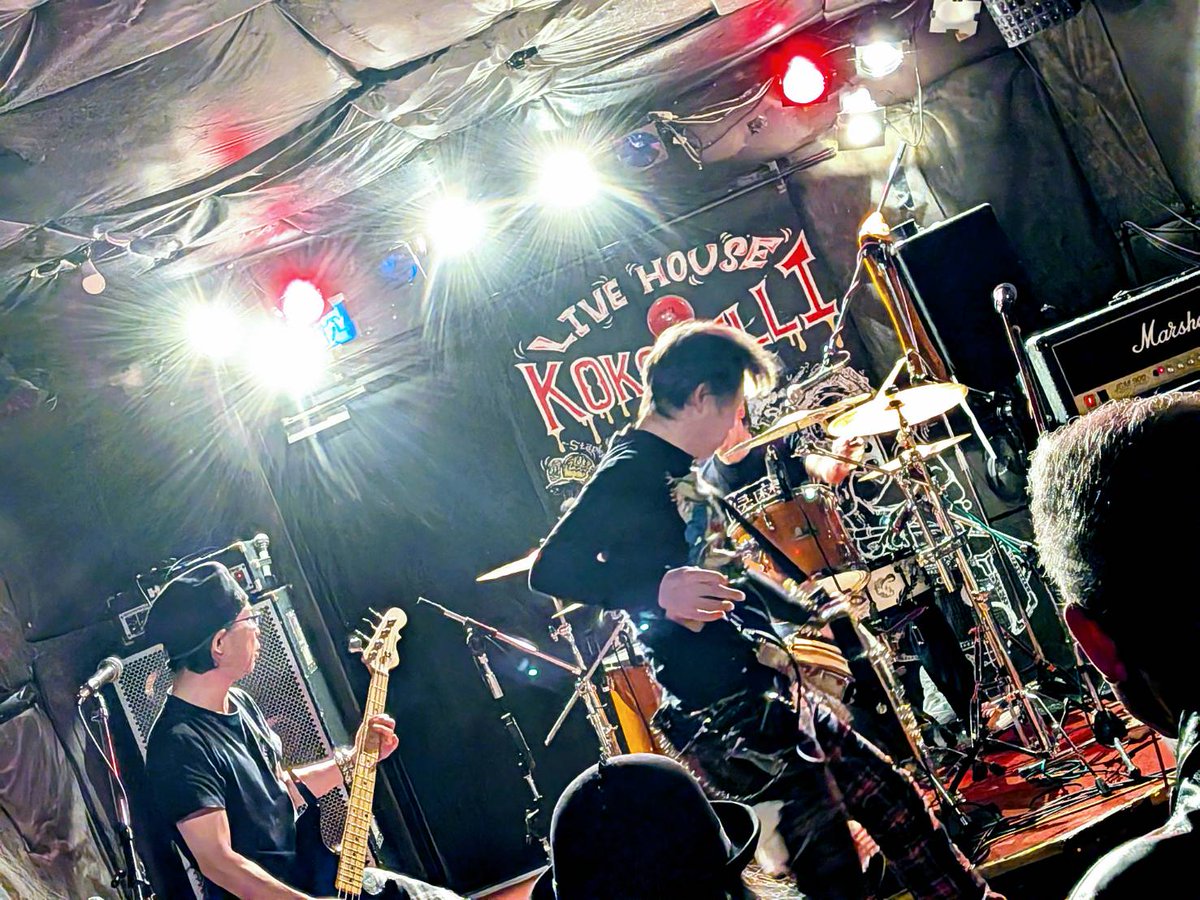 あべちん tweet media