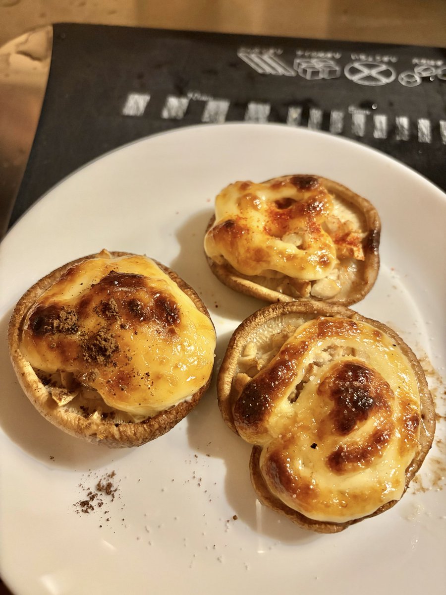 おしりソフト tweet media