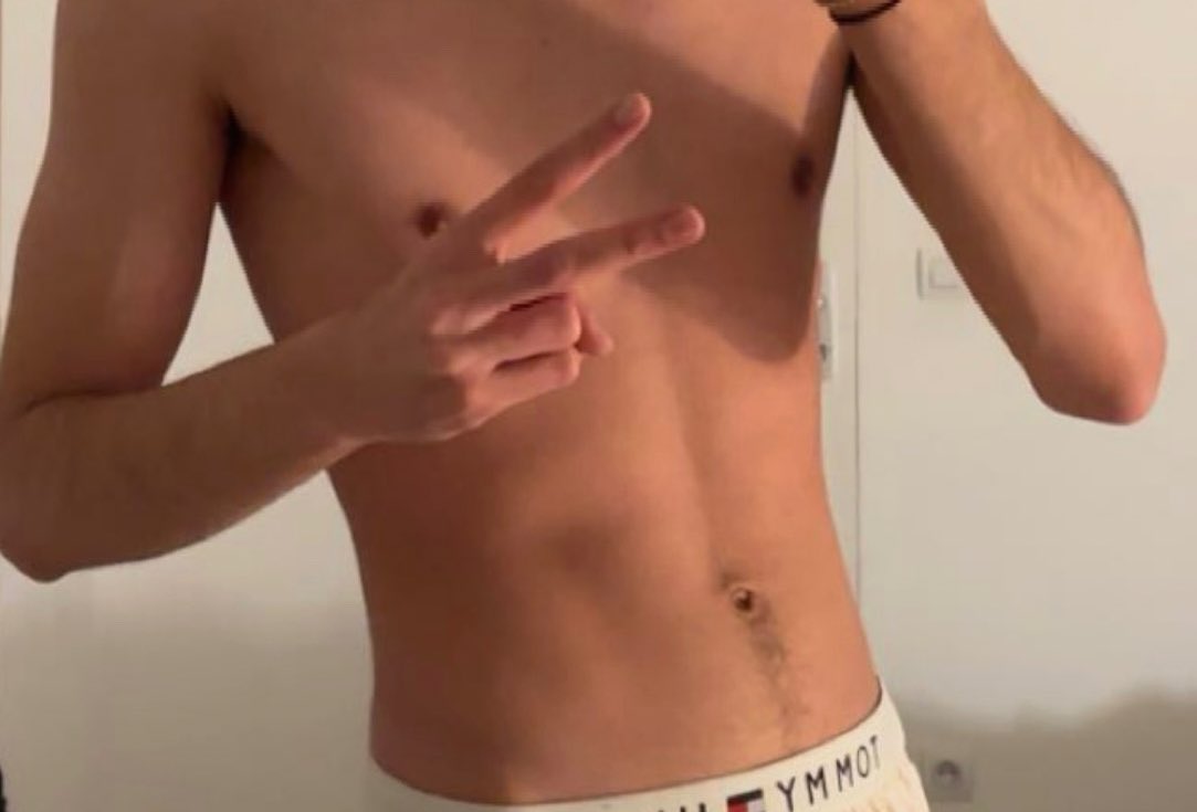 dz20 (4k) 🇩🇿 tweet media