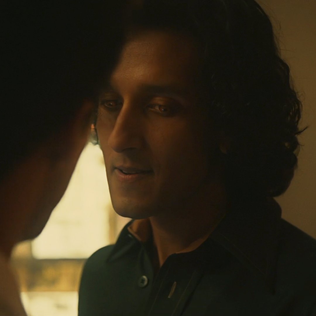 loumandstat bot tweet media