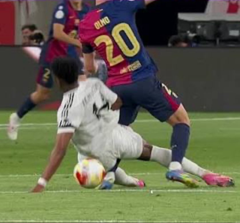 Anthoni_fut tweet media