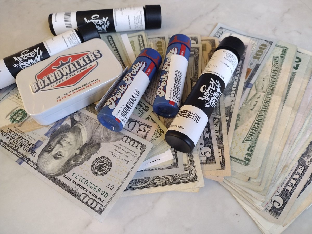 Mistress Kendra Storm tweet media