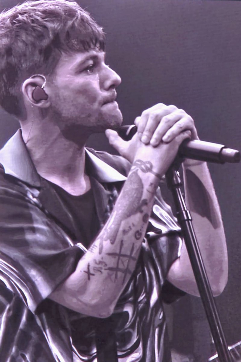 Lara ❯❯❯❯ tweet media