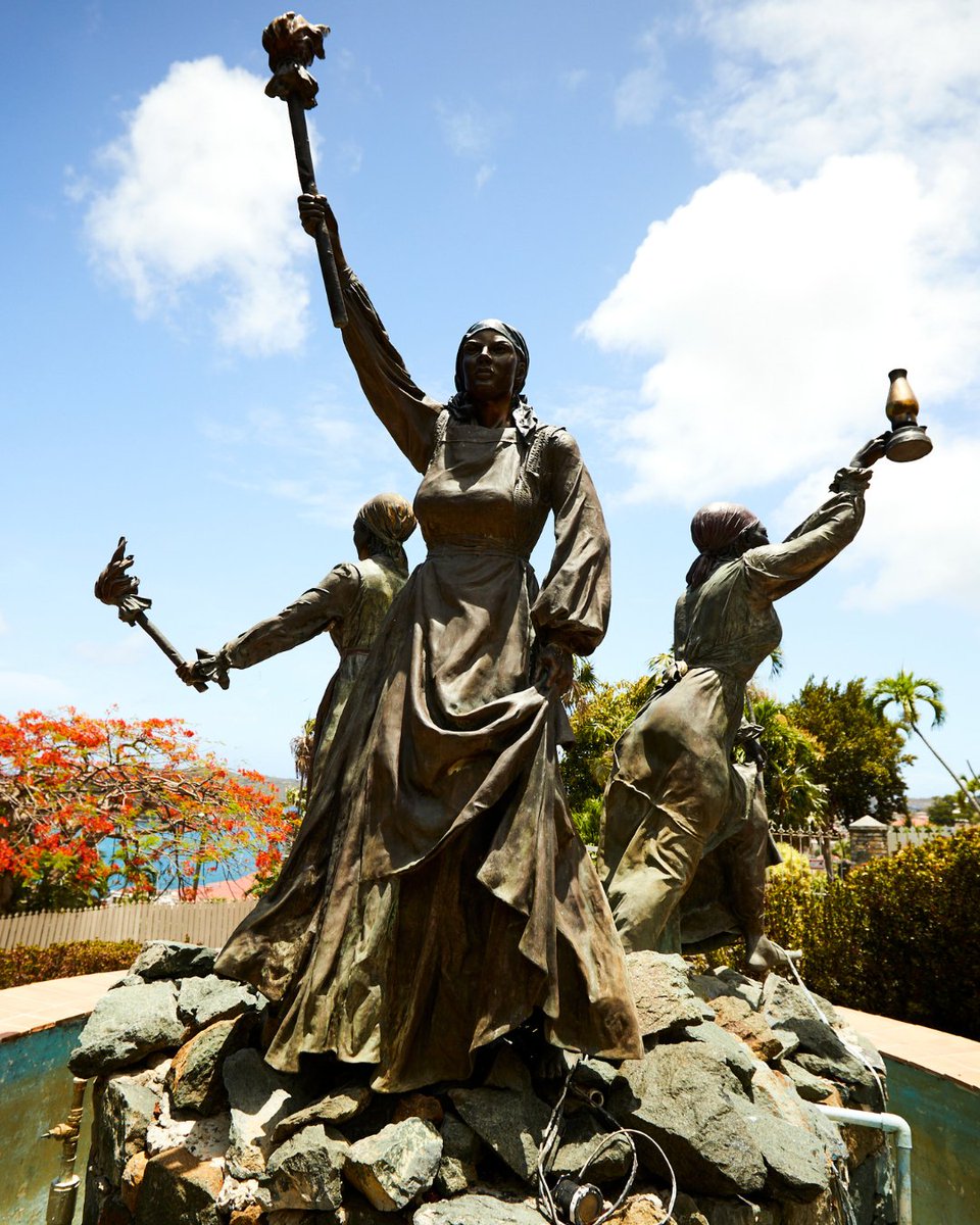 Visit USVI – U.S. Virgin Islands Dept. of Tourism tweet media