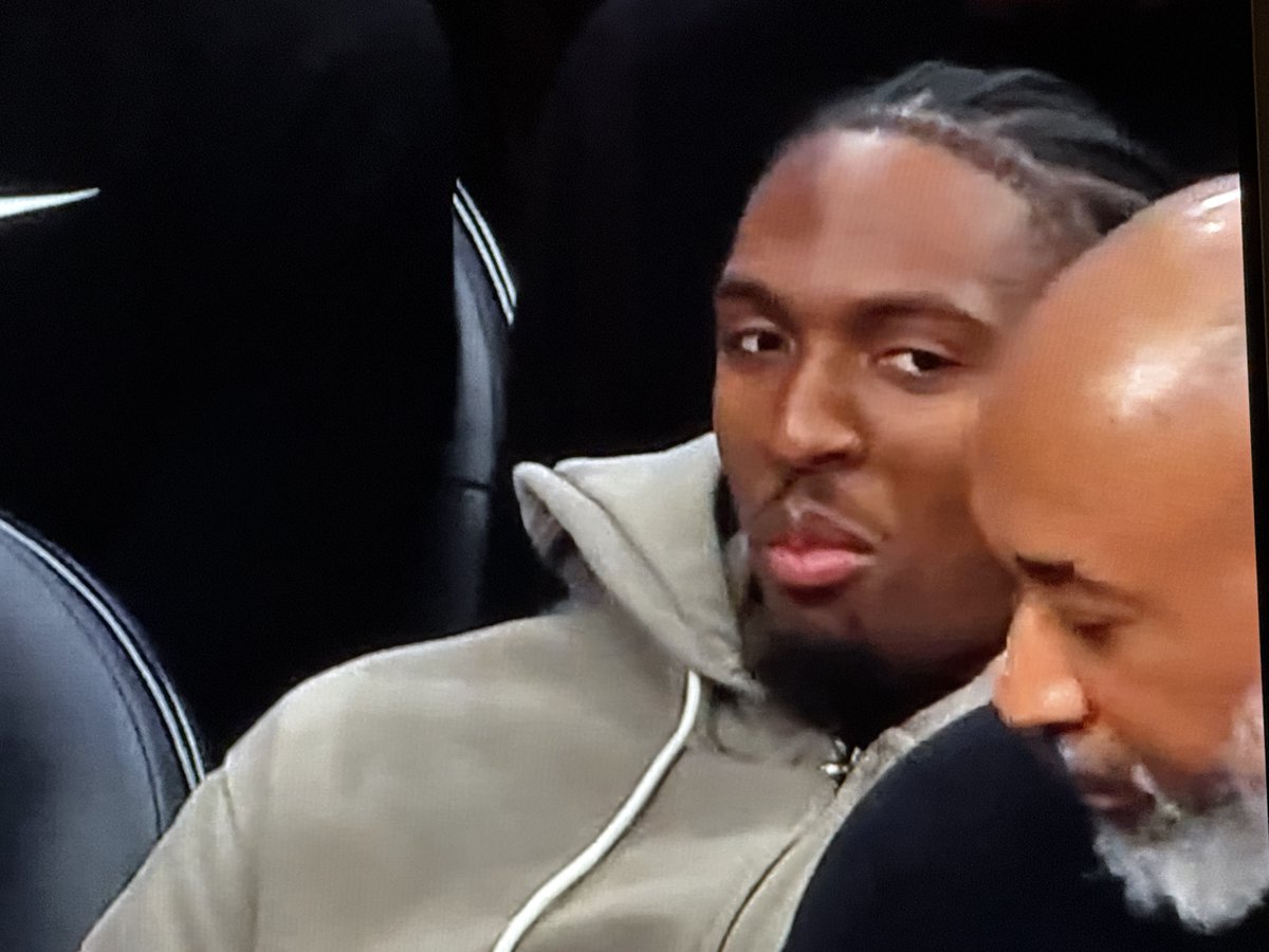 Tyrese Maxey after McCain's second three.