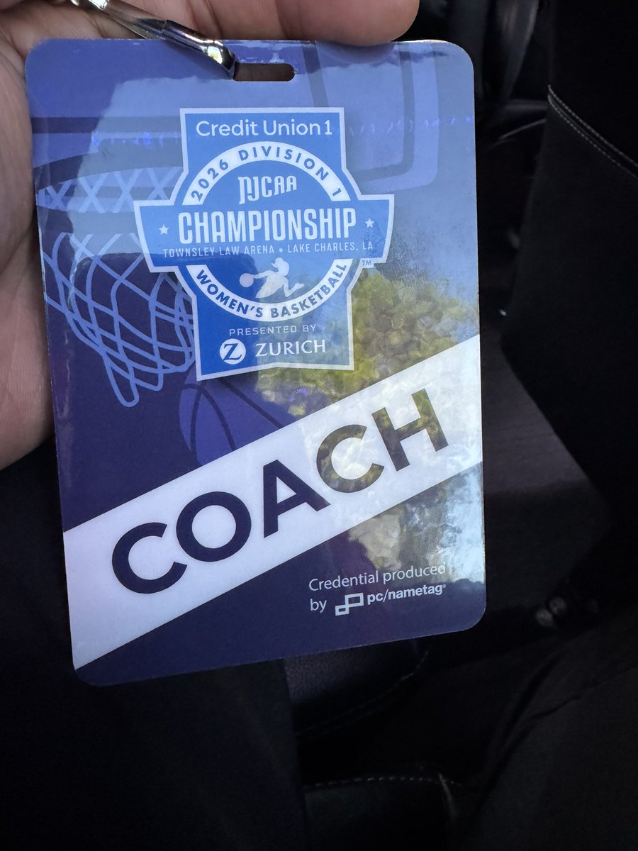 CoachMBaxter's tweet photo. I Prayed for times like this….#BusinessTrip #GoCard https://t.co/ZUWzhi7RCy