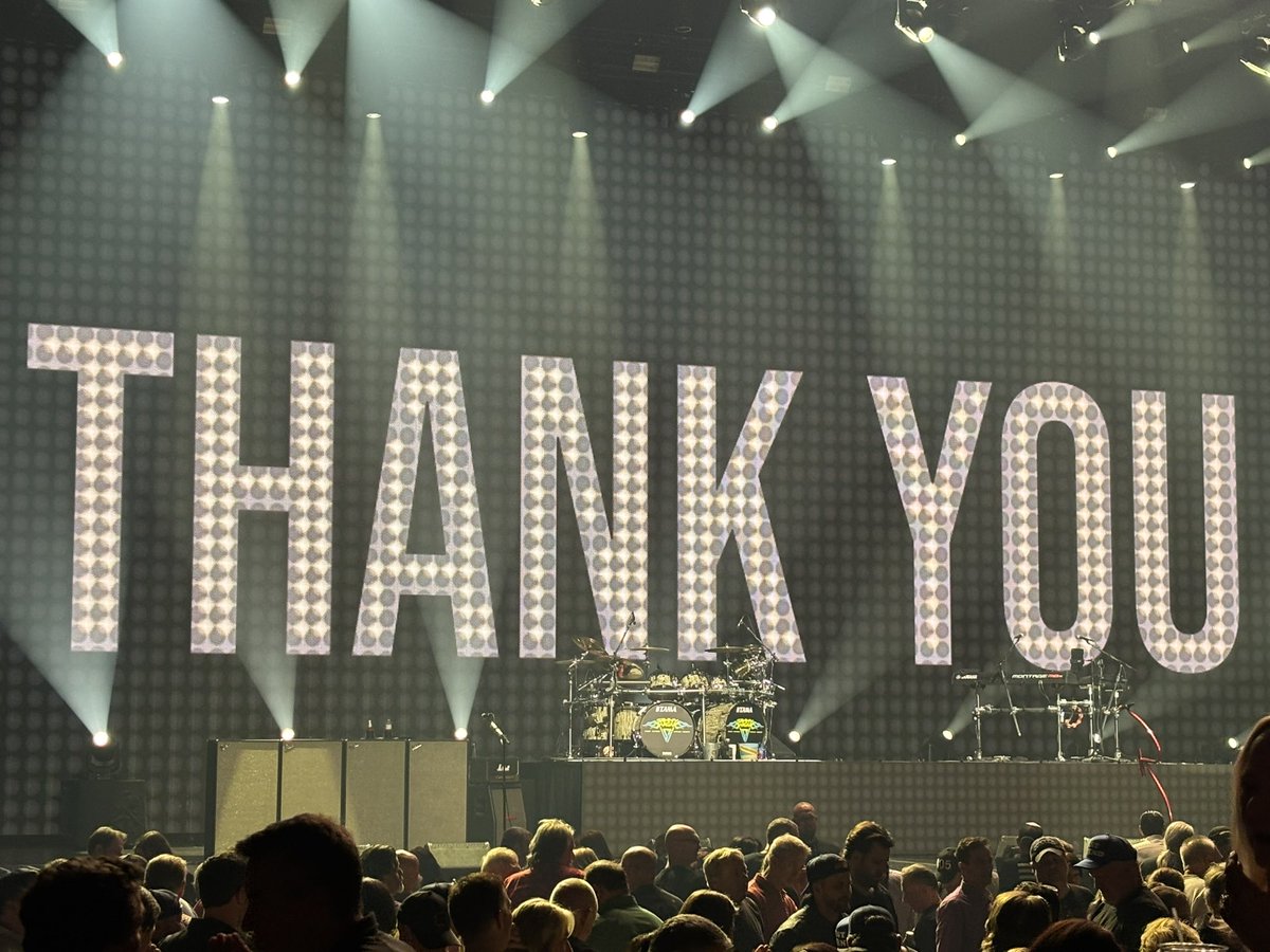 Mrs. W 💜✨🌻 #boltup ⚡️ tweet media