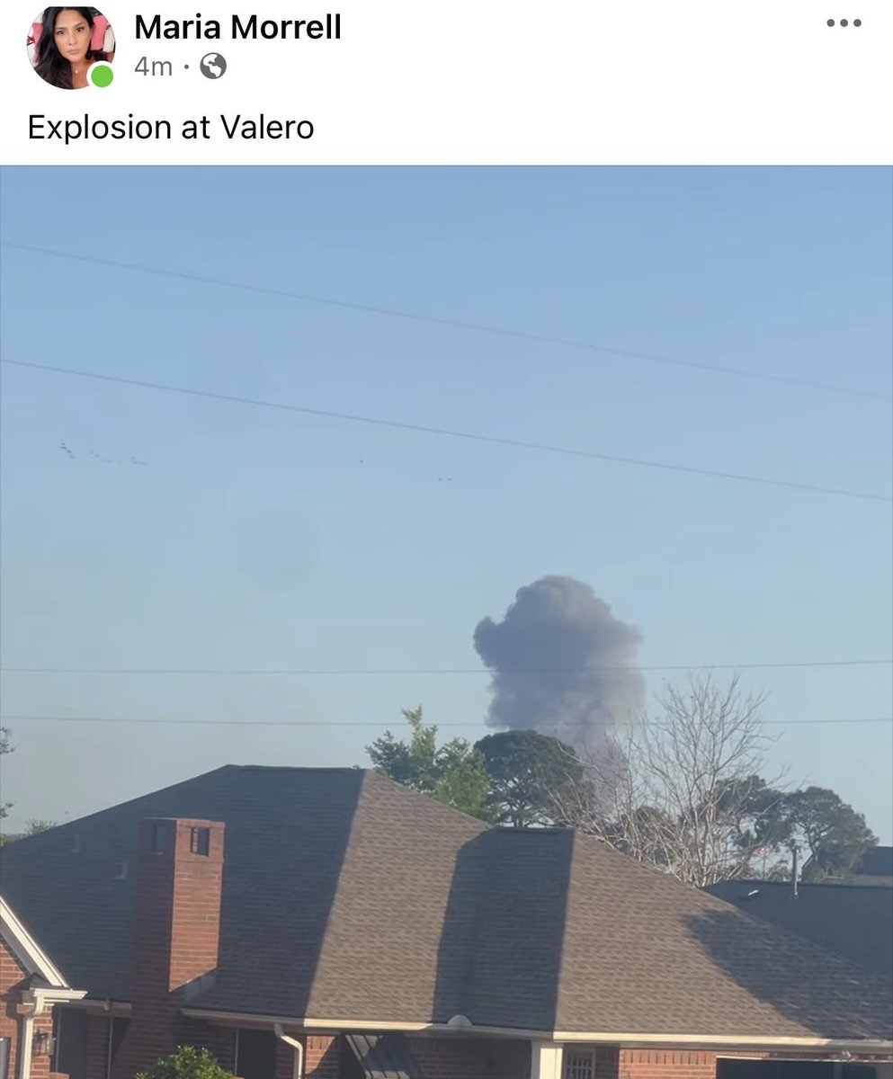 davidbellow's tweet image. BREAKING: Explosion just reported at or near a refinery in Port Arthur, TX. Many residents are reporting their house shook and that it looked to be coming from a refinery. Several people posted pictures of a large black smoke cloud that some say is coming from Valero.