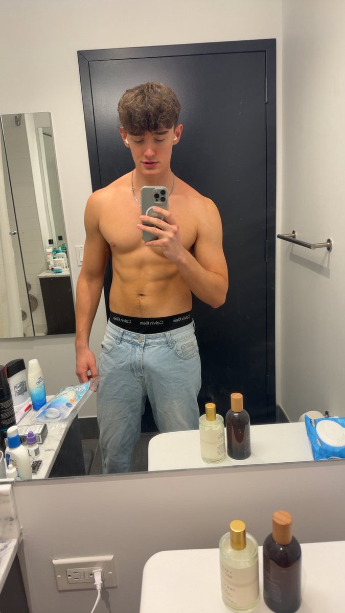 Cooper Hayes tweet media