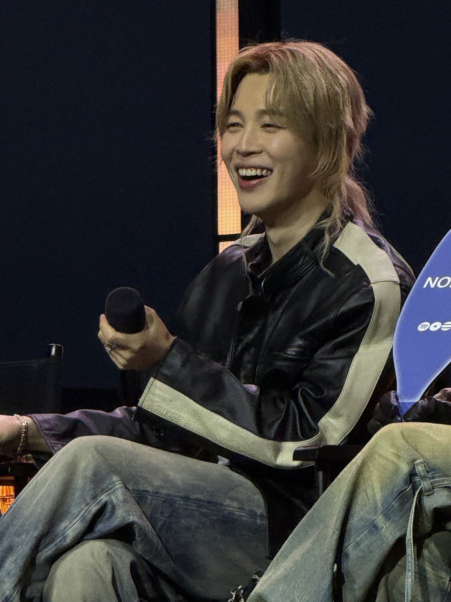 mira ⟭⟬⁷ is seeing bts tweet media