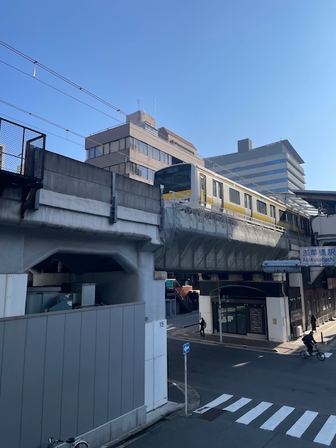 TokiwaToy's tweet photo. 03/24/2026
東京浅草橋　晴れ☀️11度
キリッとした気持ち良い朝の空気🙂
今日は良い天気になりそうです
卒業式、送別会　別れの時期ですが💧
その後には新たな出会いが待っています🌸
ドキドキわくわくいいですね🥰
まずは今日一日よろしくお願いします🙇‍♂️
＃企業公式が地元の天気を言いあう https://t.co/TDYDdtiDMF