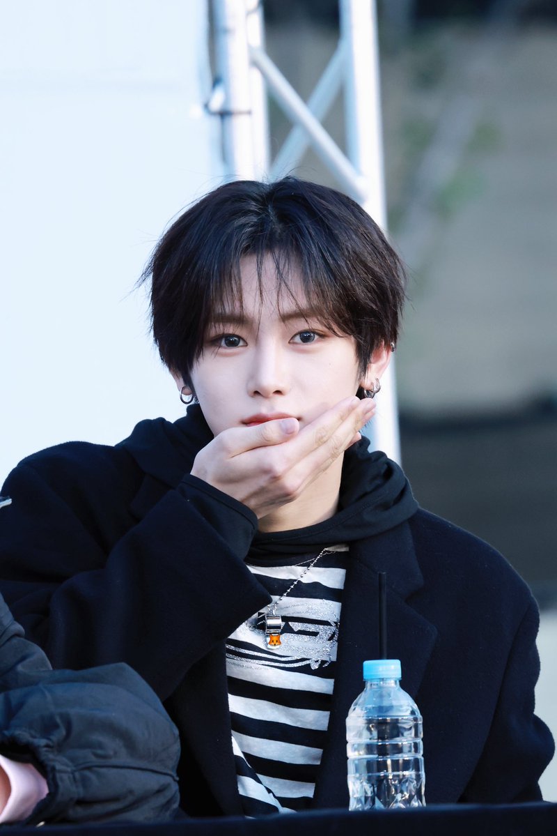 アンシン tweet media