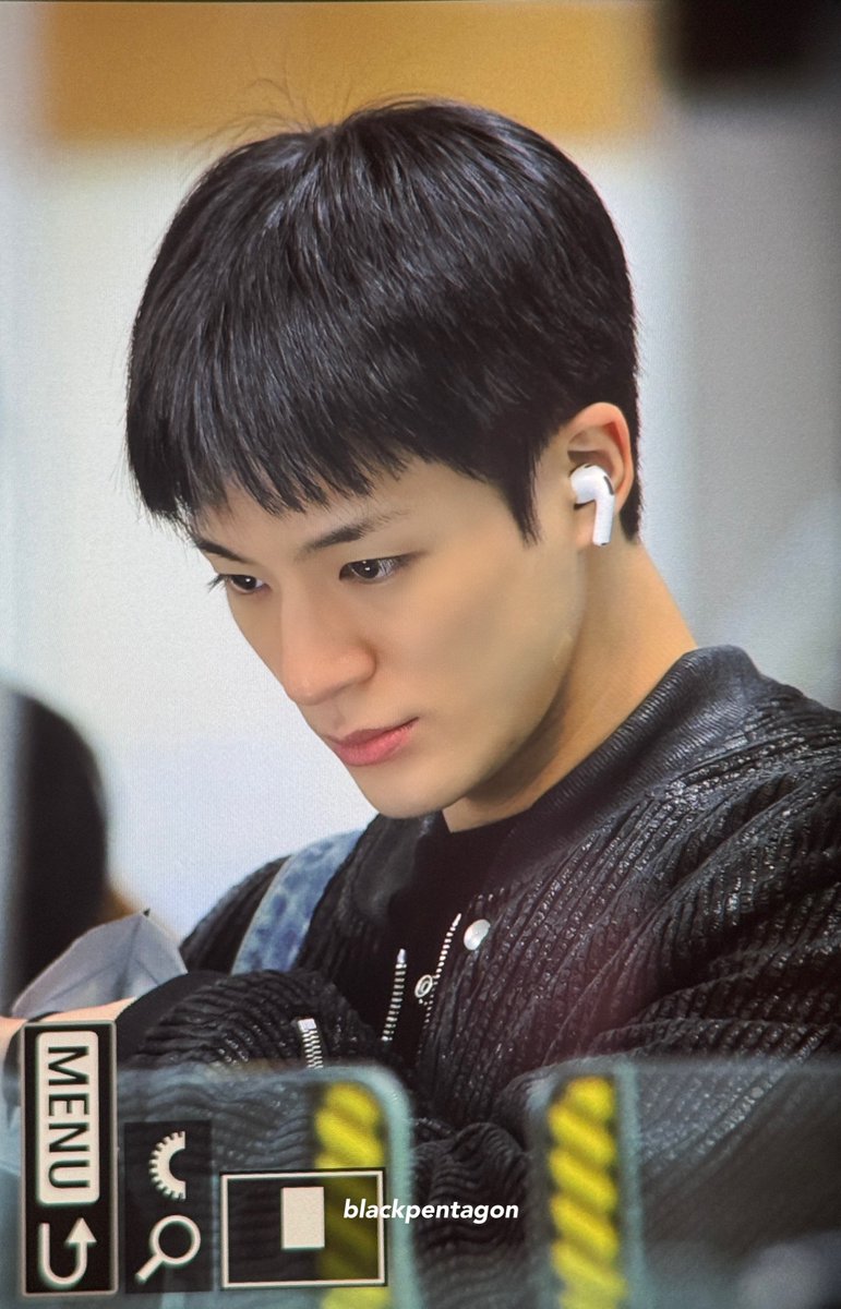 BLACK PENTAGON tweet media