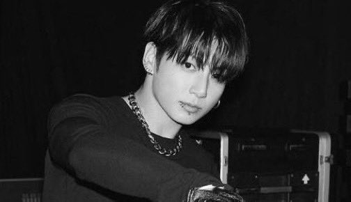 wu hollander tweet media