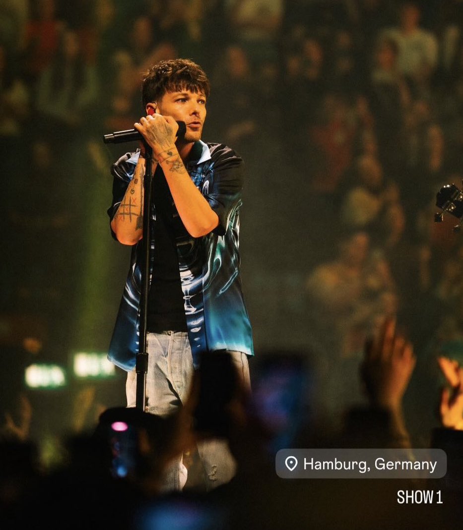 Harry & Louis Updates tweet media