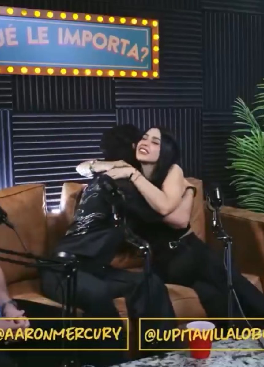 abrazo alucinaaron 🙊