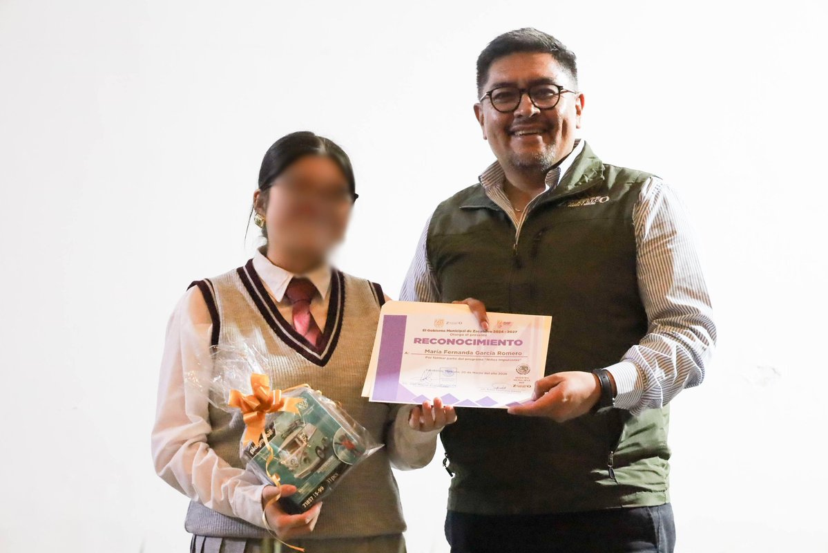 GraphosCcTlx tweet media