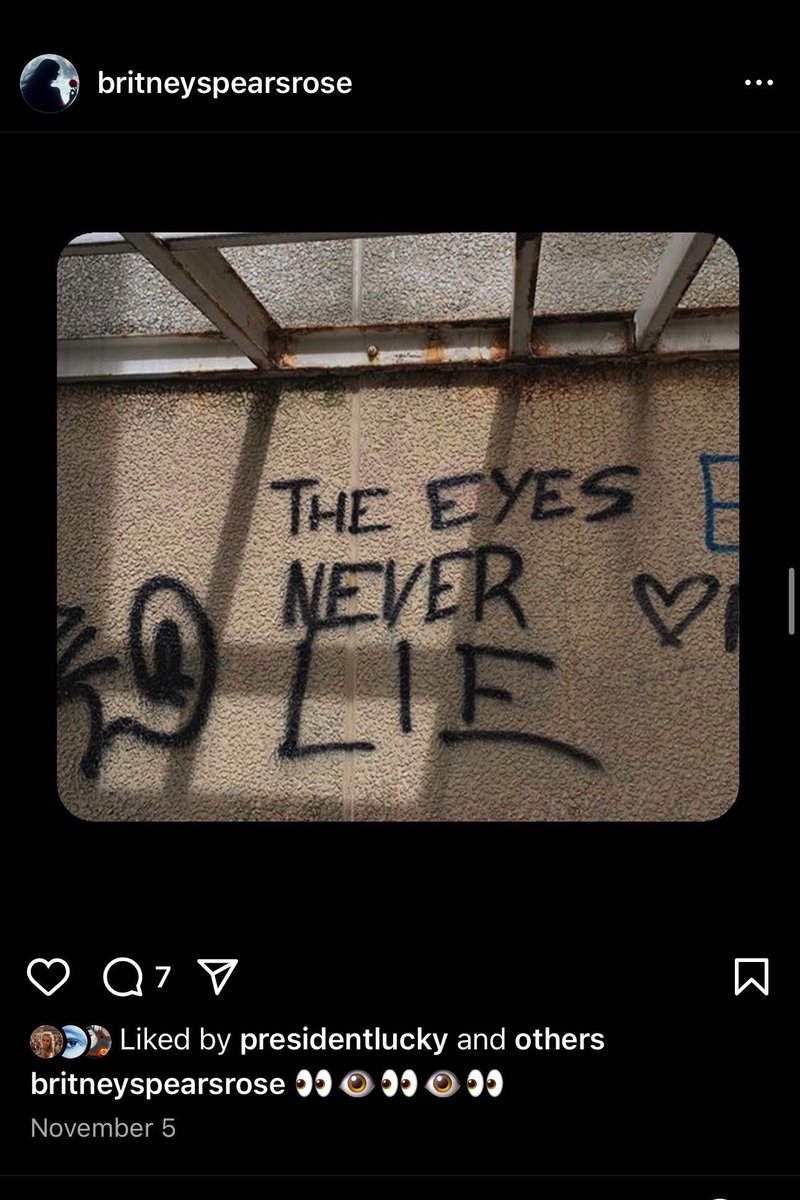 BritneysApple tweet media