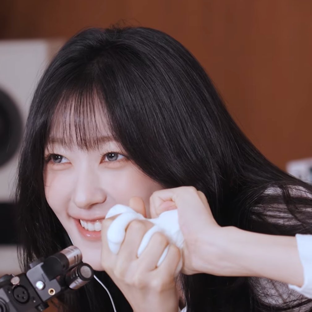 choerry pics tweet media