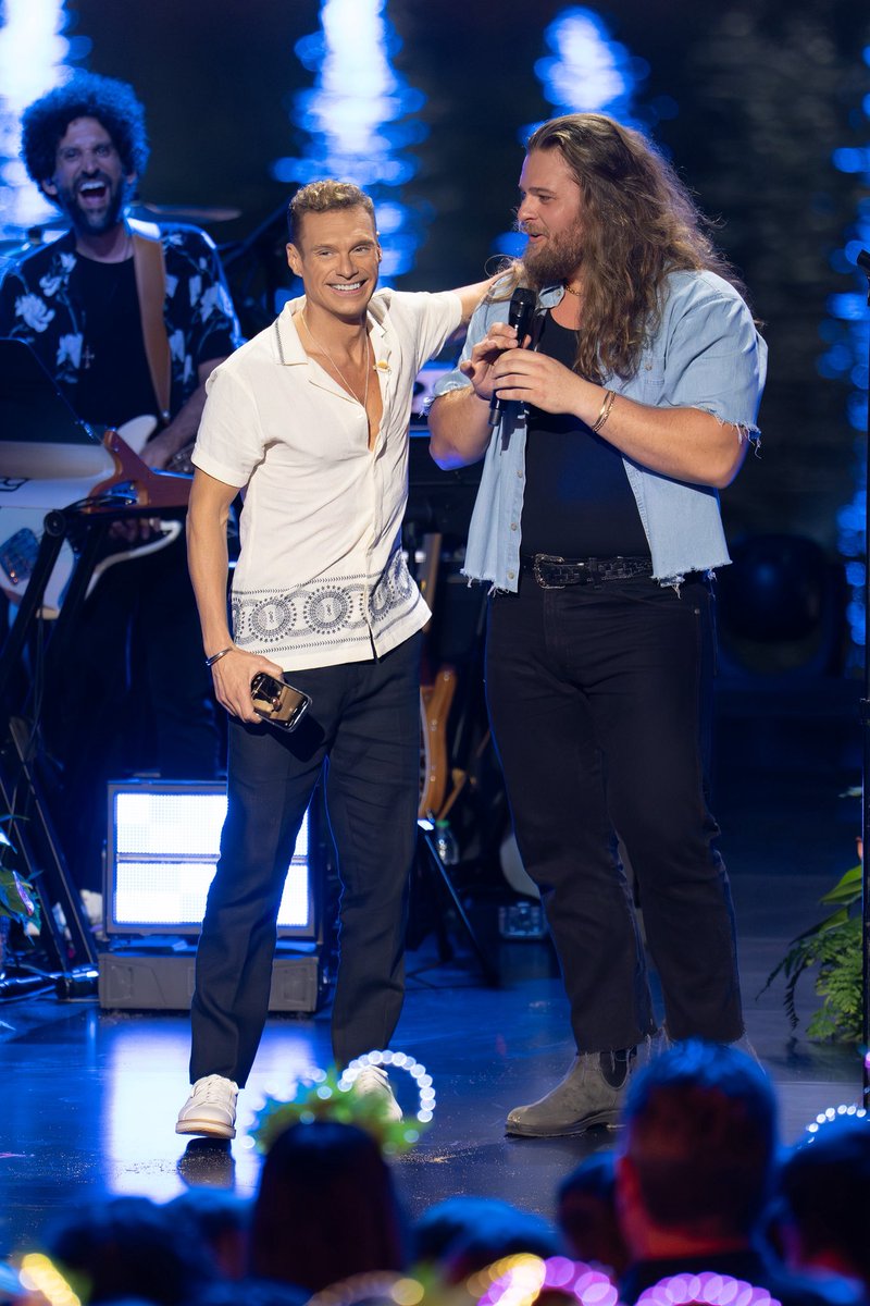 RyanSeacrest's tweet image. Tonight’s episode of #AmericanIdol was filmed earlier this year in Hawaii. It’s heartbreaking to see what they’re facing with the current flooding and I’m thinking of everyone there.