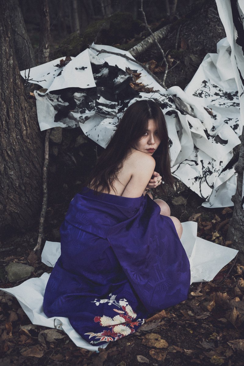 3gannew's tweet photo. 「The fate of entropy」

#被写体hazuki 書インスタレーション:ayaka
FineArtNude　ArtPhotography
#CreativeEnvironmentalPortrait https://t.co/YIeYzEeTy3