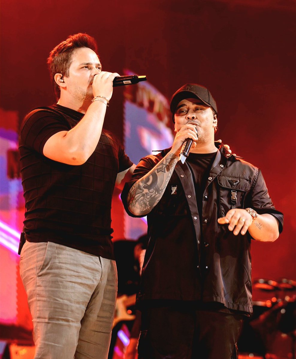 roselyrodrigues's tweet image. AGBNews - Rosely Rodrigues: Lançamento da 'Festa do Peão de Barretos' tem show de Matheus e Kauan, na Villa Country:
#festadopeaodebarretos #barretos
#lançamento #villacountry
#matheusekauan agbnews.blogspot.com/2026/03/lancam…
📸 @matheusekauan