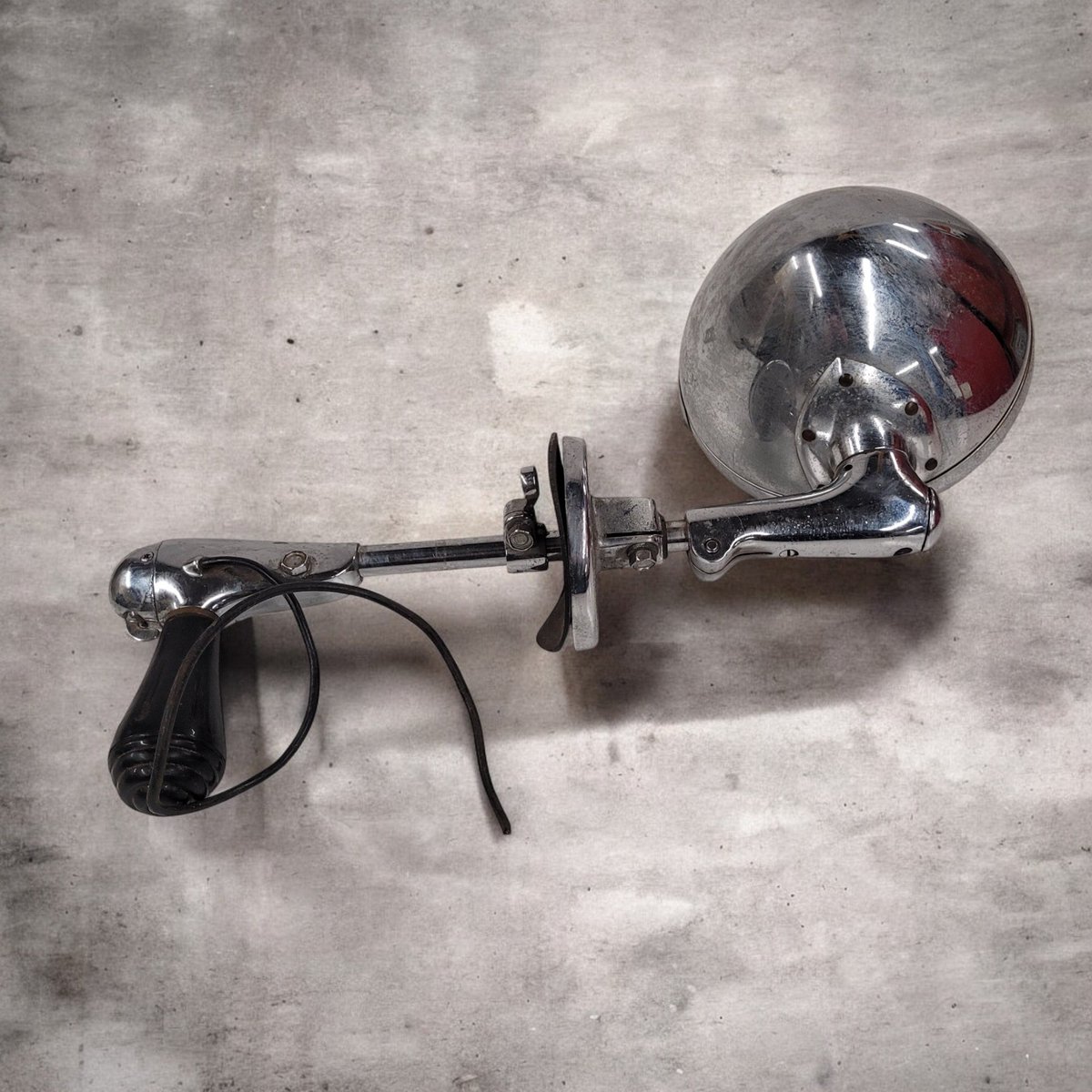 arlissbryant's tweet image. Vintage Unity MFG Co. 6-S Police Spotlight tuppu.net/c0d190aa #Shopify #WainfleetTradingPost #Spotlights