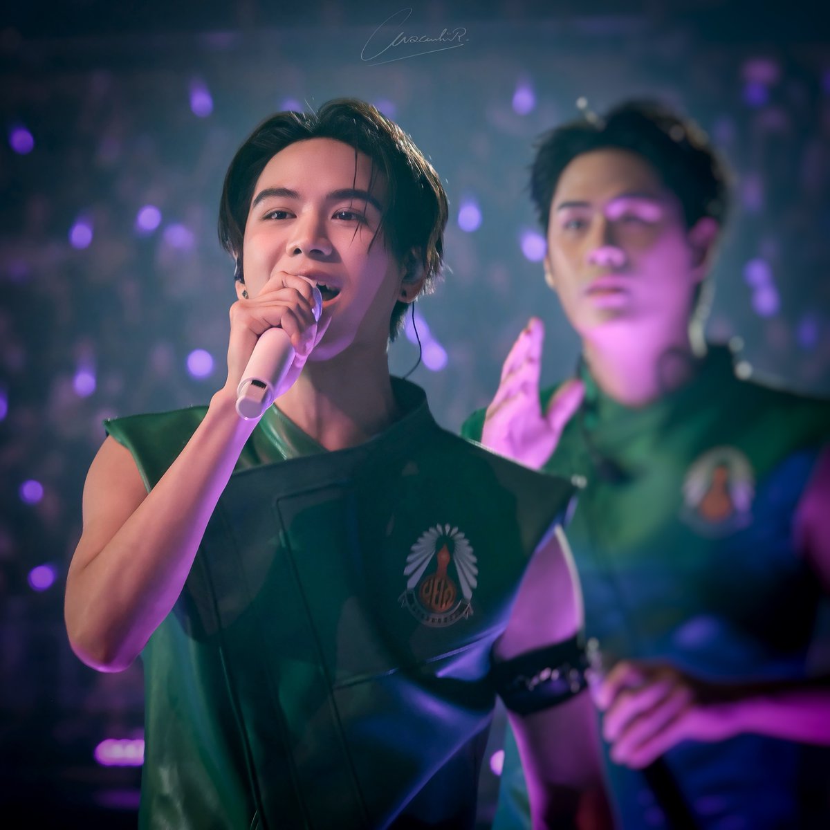  ติดต่อ-สอบถาม ³⁶⁹ tweet media