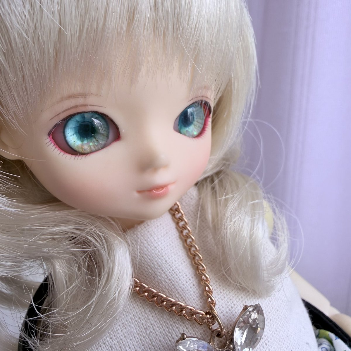 Samottii1206's tweet photo. SHARONさんのドールアイ新しいの届いていたのを、やっと交換出来ました⭐️✨アイにラメが入っていて凄くキラキラで可愛い💕🩷ステキなアイを作って下さり、ありがとうございます😊
#sharon_dolleye https://t.co/jFDKbB3shd