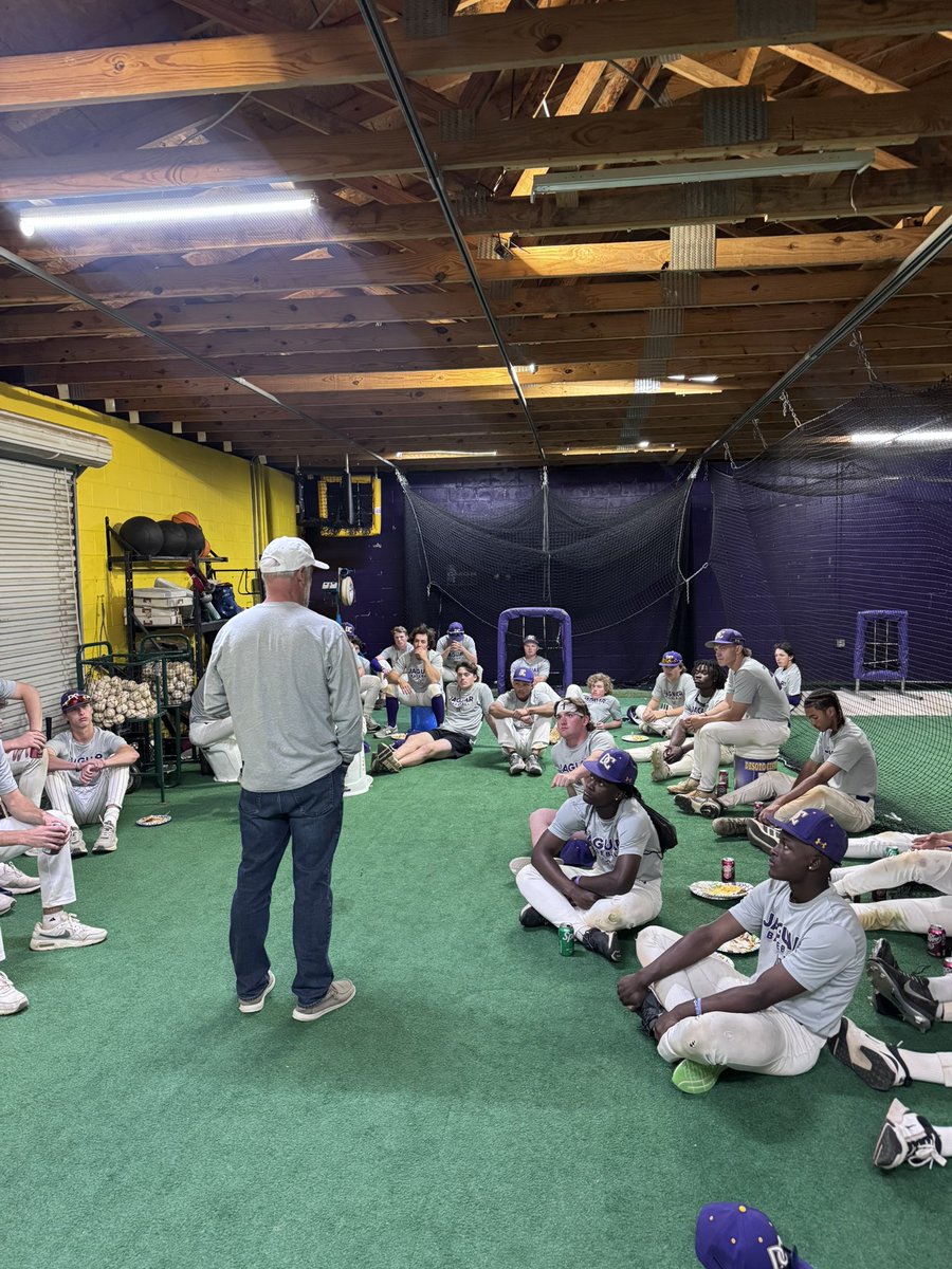 Brian Lewis tweet media