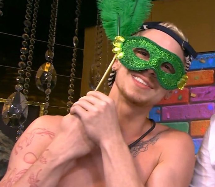 '~ Dₑᵤₛ dₒ ₛₒₙₒ + 🧙🏼🏰 tweet media