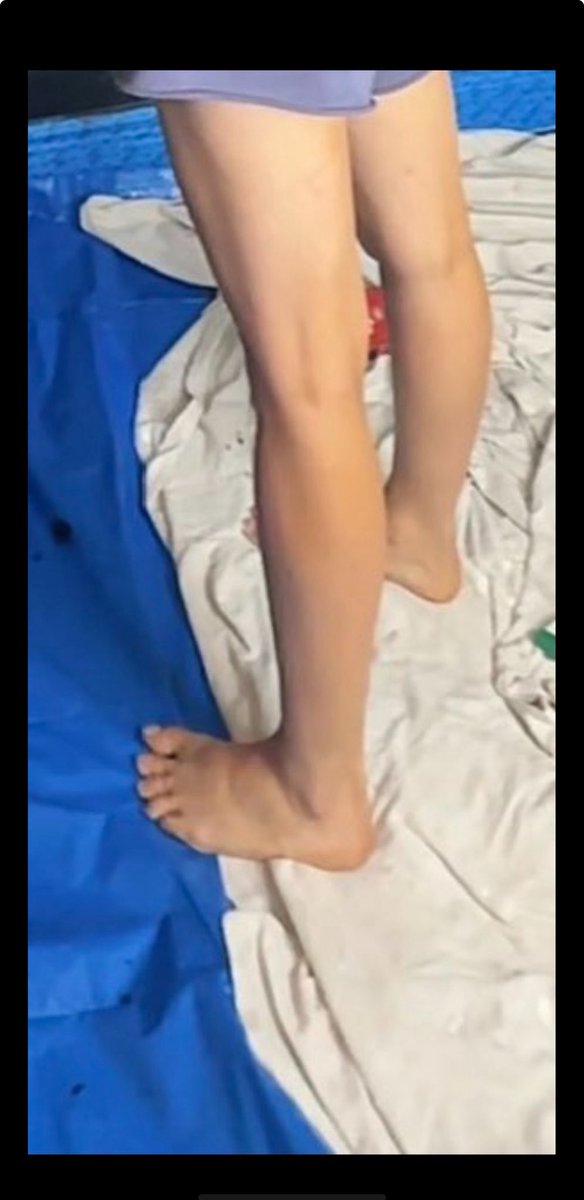 DeeJJuno tweet media