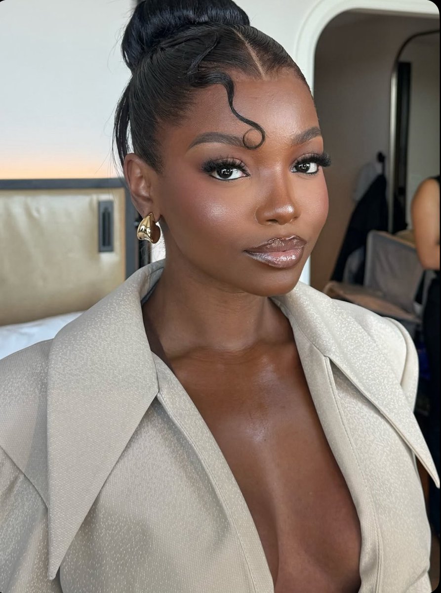 Chelley Base tweet media