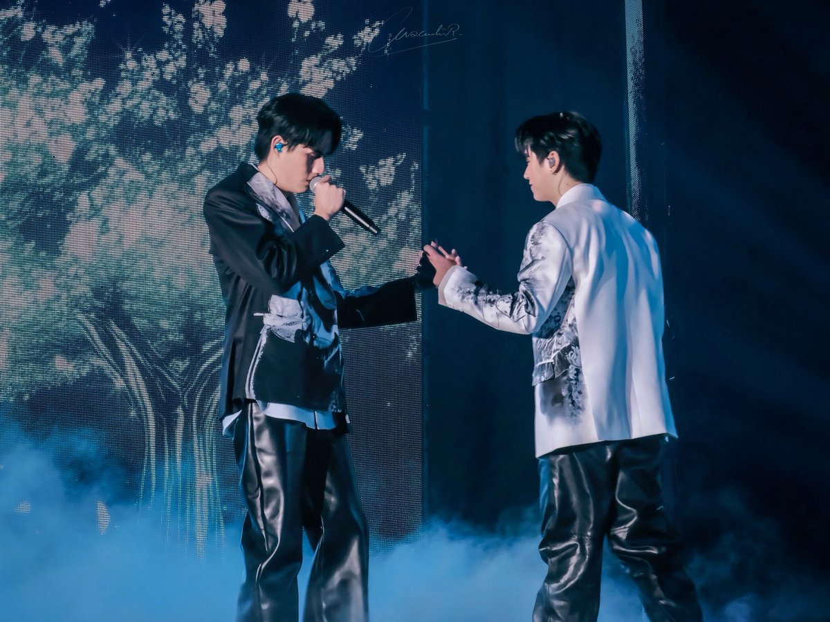  ติดต่อ-สอบถาม ³⁶⁹ tweet media