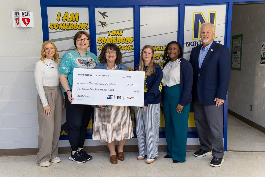 CDE Lightband tweet media