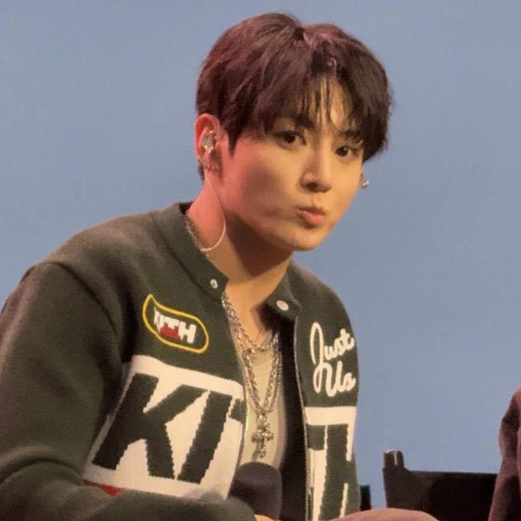 黃金借記卡 :) tweet media