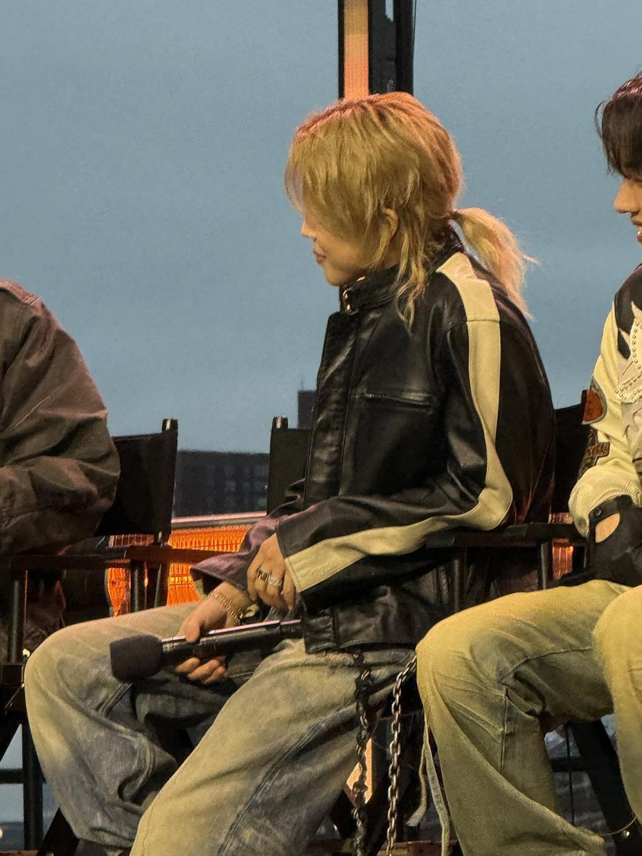 ℒꫂ ၴႅ༘ tweet media