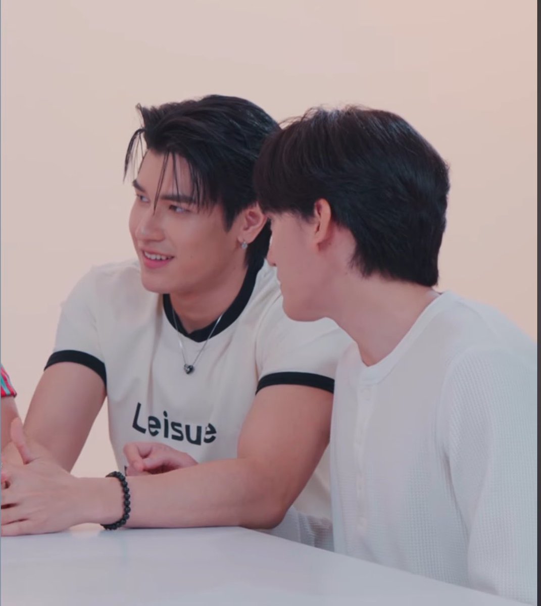 mุก (묵묵) tweet media