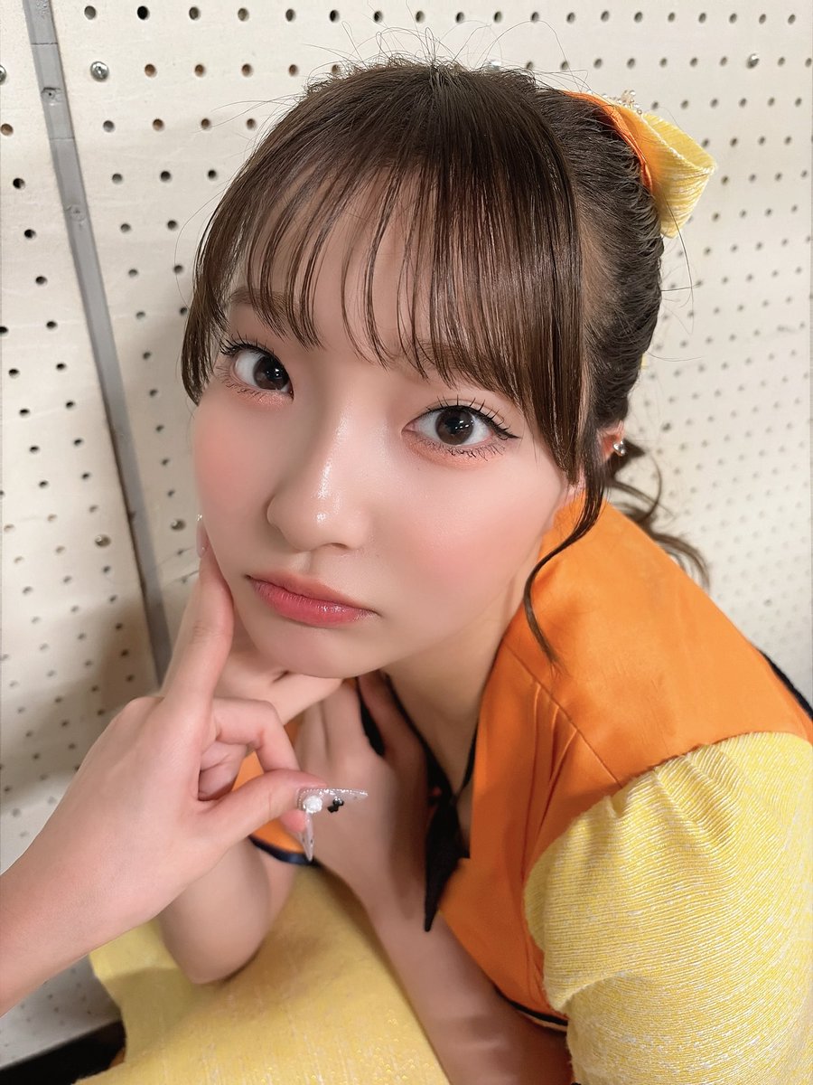 里仲菜月 tweet media