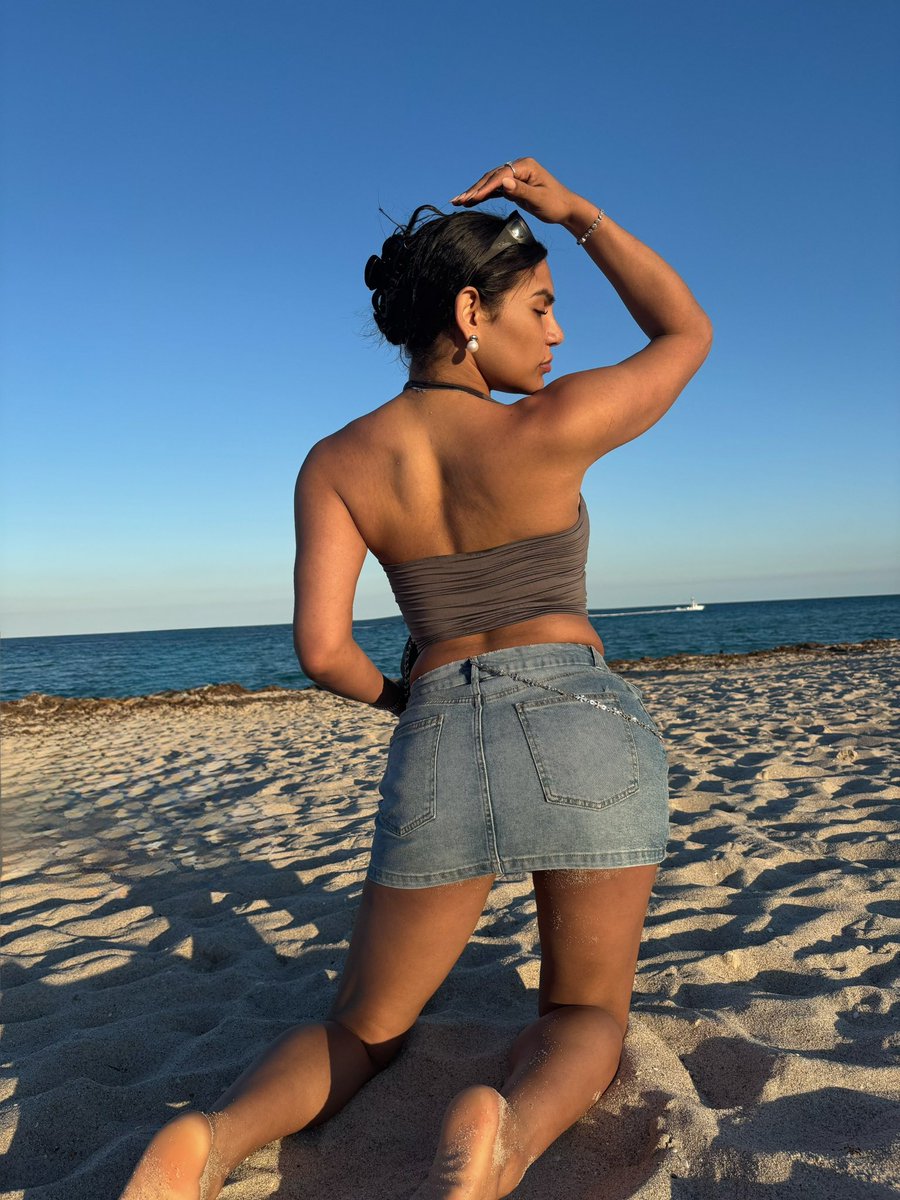 𝒞𝒶𝓁𝒾𝓈𝓉𝒶 tweet media