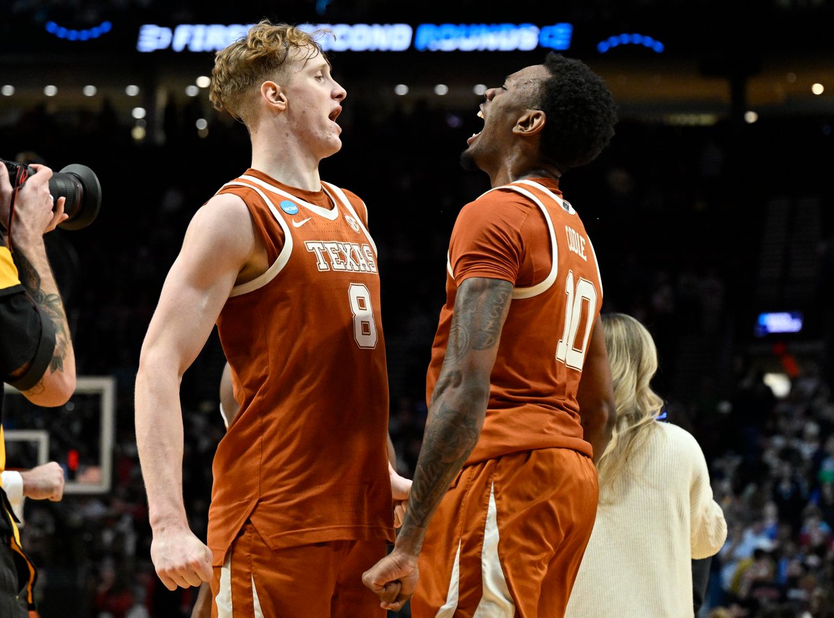 Eric C. Henry tweet media